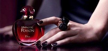 ۱۰ عطر زنانه‌ ای که آقایان را جذب می‌کند